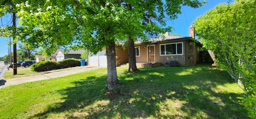 2786 Regal Avenue, Redding, CA, 96002 | Card Image