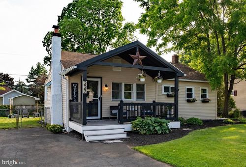 227 Roberts Ave, HORSHAM, PA, 19044-2444 | Card Image