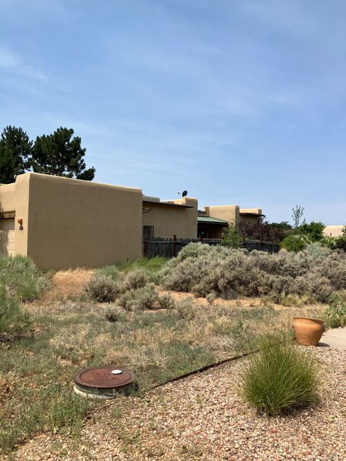 104 Vista Ln, Taos, NM, 87571-5311 | Card Image