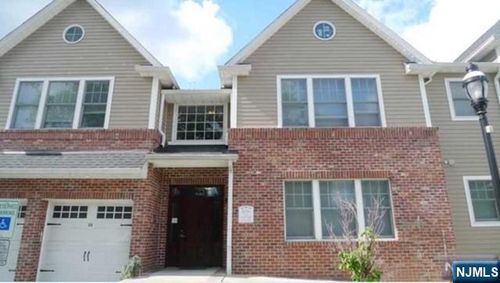 22 Hemlock Ln, Tenafly, NJ, 07670-1743 | Card Image