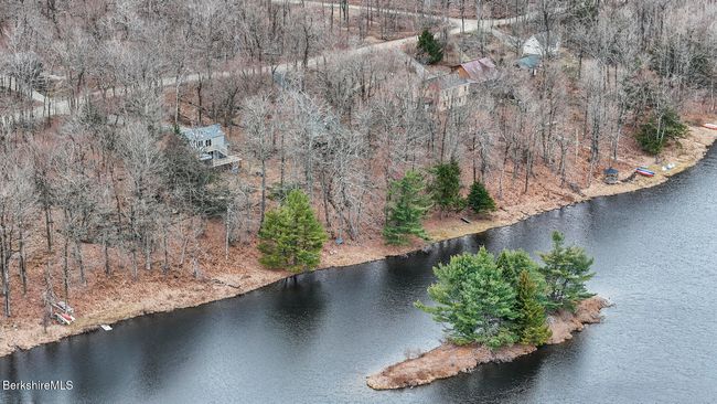 173 King Richard Dr, House other with 3 bedrooms, 2 bathrooms and null parking in Becket MA | Image 31