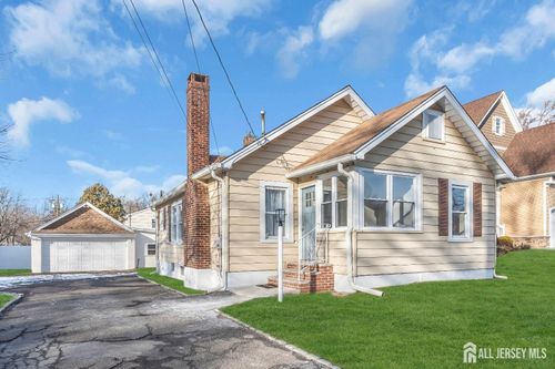 221 Golf Ave E, South Plainfield, NJ, 07080-5509 | Card Image
