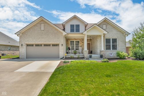 7897 Hickory Ridge Ln, Mooresville, IN, 46158-6057 | Card Image