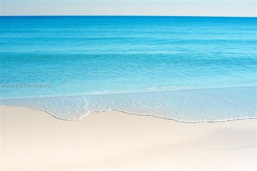 411-6917 Collins Ave, Miami Beach, FL, 33141-7205 | Card Image