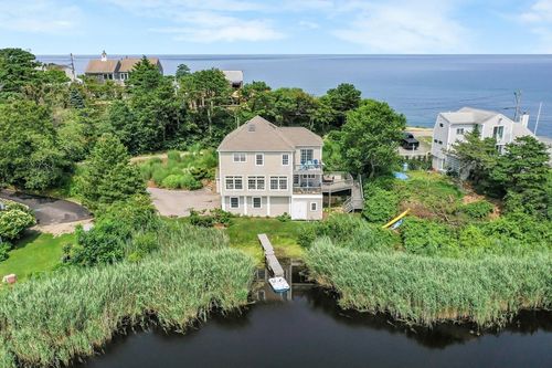 43 Pond View Cir, Plymouth, MA, 02360-1329 | Card Image