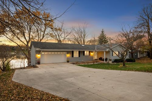 317 Maple Island Road, Burnsville, MN, 55306 | Card Image