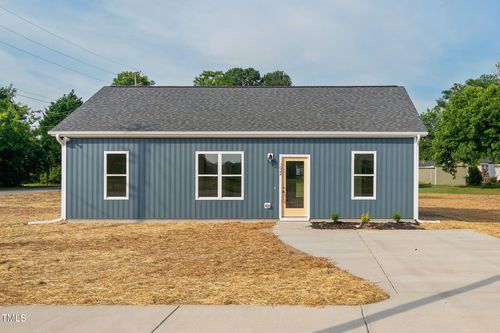 19 Southern Village Dr, Roxboro, NC, 27573-2516 | Card Image