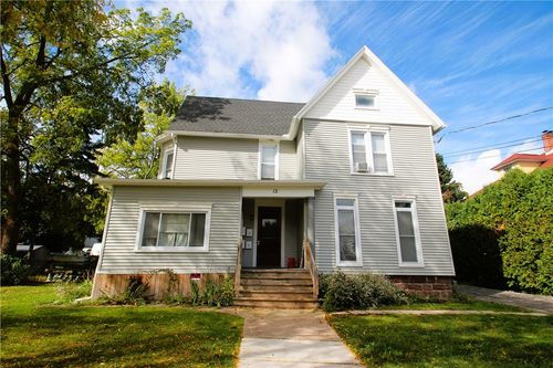 12 N Main St, Holley, NY, 14470-1085 | Card Image