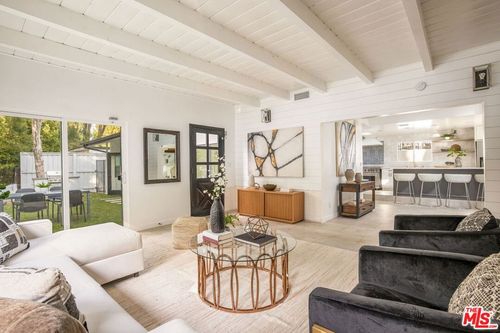 16733 Oak View Dr, Encino, CA, 91436 | Card Image