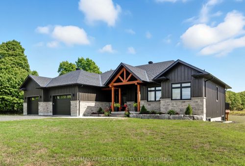 61 Old Kingston Rd, Lombardy, ON, K0G1L0 | Card Image