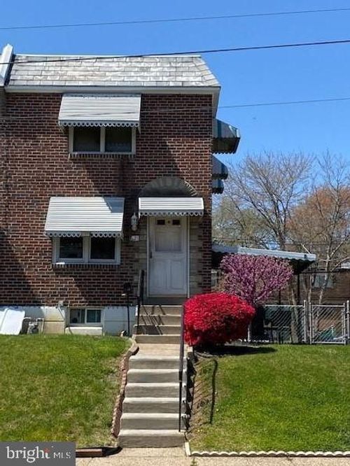 621 Magnolia Ave, GLENOLDEN, PA, 19036-1003 | Card Image
