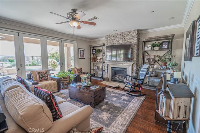 22348 Driftwood Ct, House other with 5 bedrooms, 5 bathrooms and 2 parking in Santa Clarita CA | Image 14
