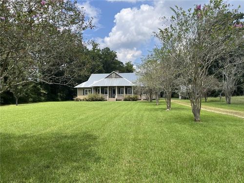 1862 Highway 22 W, Madisonville, LA, 70447-9447 | Card Image