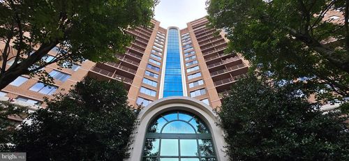 apt-817-10101 Grosvenor Pl, ROCKVILLE, MD, 20852-4674 | Card Image