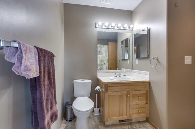 51 Abel Close, Townhouse with 4 bedrooms, 2 bathrooms and 2 parking in Red Deer AB | Image 21