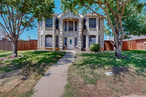 1417 Bobing Dr, Lewisville, TX, 75067-6033 | Card Image