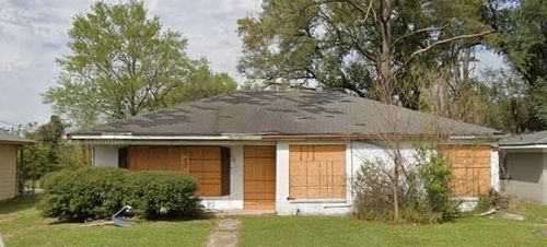 2013 Evelyn St, Lake Charles, LA, 70601-6547 | Card Image