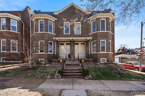b-3674 Shaw Blvd, Saint Louis, MO, 63110-3712 | Card Image