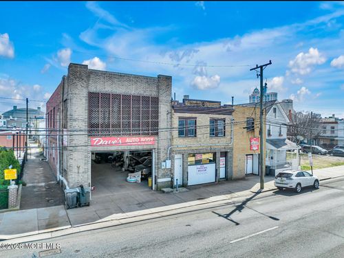 2318 Fairmount Ave, Atlantic City, NJ, 08401-4036 | Card Image