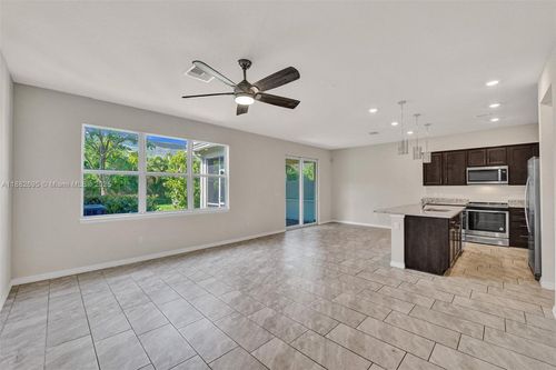 4764 Eucalyptus Dr, Hollywood, FL, 33021-7061 | Card Image
