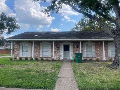9303 Roos Rd, Houston, TX, 77036-5203 | Card Image