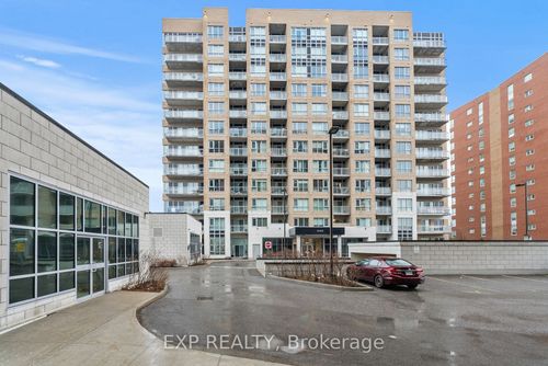1006-330 Titan Pvt, Nepean, ON, K2G1G3 | Card Image