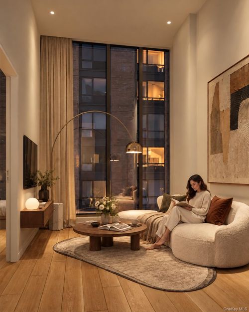 2e-25-08 43rd Ave, Long Island City, NY, 11101-3634 | Card Image