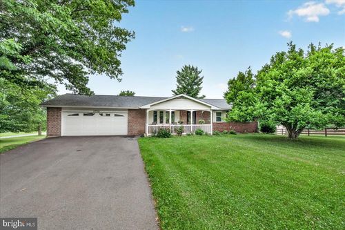 1752 Rohrersville Rd, KNOXVILLE, MD, 21758-1129 | Card Image
