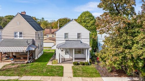 1804 Davidson St, Aliquippa, PA, 15001-2924 | Card Image