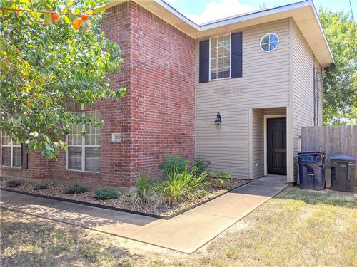 1212 Oney Hervey Dr, College Station, TX, 77840-4230 | Card Image