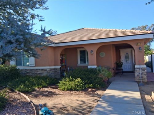 218 E 7th St, Perris, CA, 92570 | Card Image