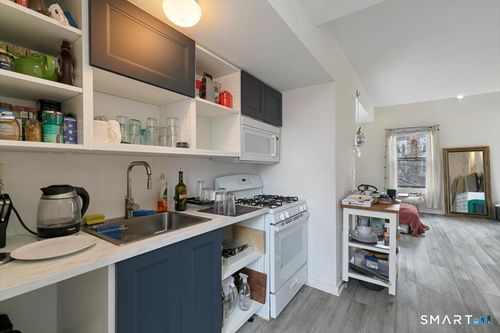 1-a-957 State Street, New Haven, CT, 06511 | Card Image