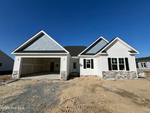 311 Creeks Edge Dr, Pikeville, NC, 27863-7726 | Card Image