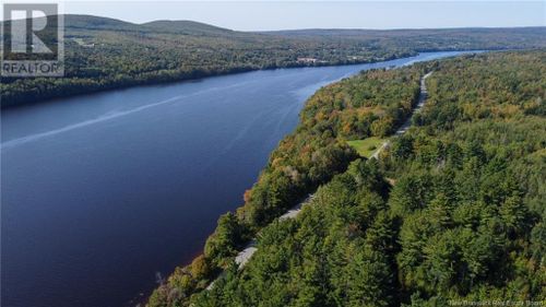 1 Rte 105, Southampton, NB, E6G | Card Image