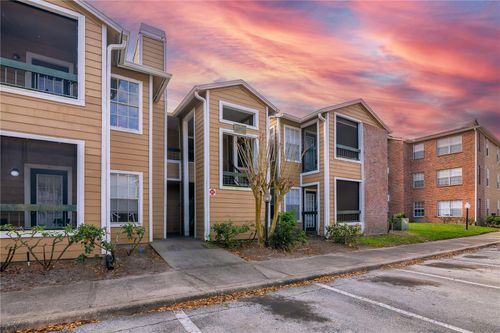 apt-d204-5530 Chrishire Way, ORLANDO, FL, 32822-2292 | Card Image