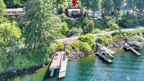 2305 E Lake Sammamish Pl Se, Sammamish, WA, 98075-7441 | Card Image