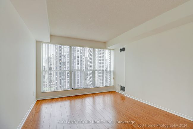 SPH107 - 28 Hollywood Ave, Condo with 1 bedrooms, 1 bathrooms and 1 parking in North York ON | Image 19