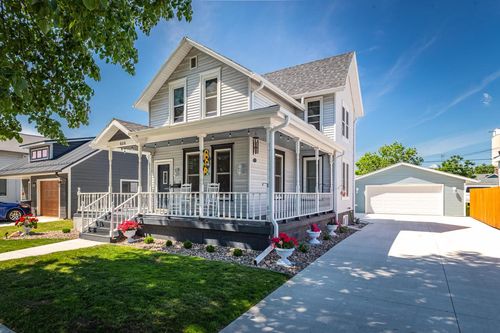 606 5th Street W, Winona, MN, 55987 | Card Image