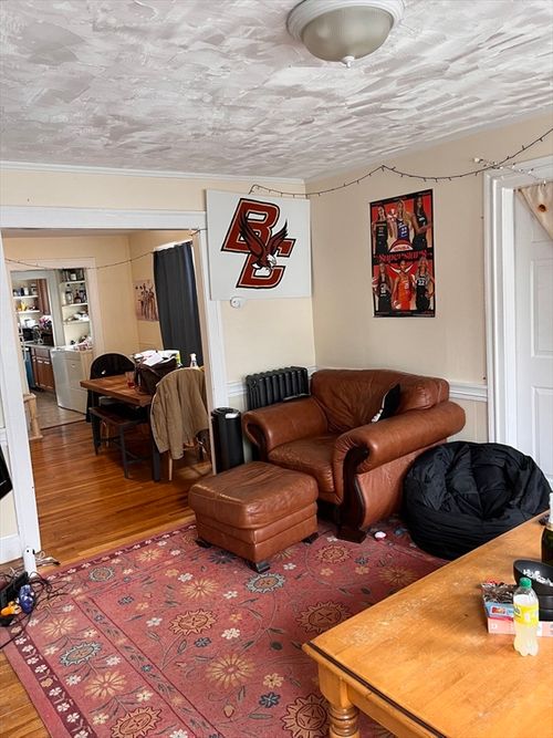 apt-2-62 Brock St, Boston, MA, 02135-2791 | Card Image