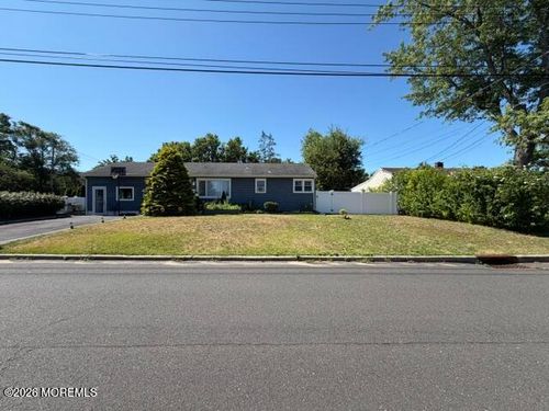 10 Maurice Ave, Holmdel, NJ, 07733-1007 | Card Image