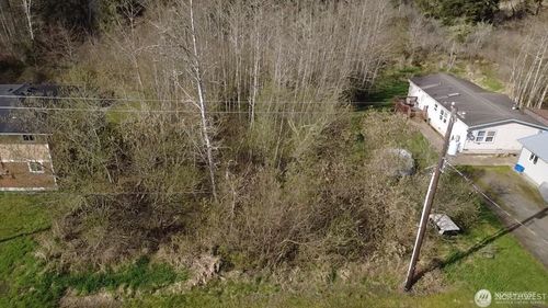 812 Thomas St, Aberdeen, WA, 98520-2123 | Card Image