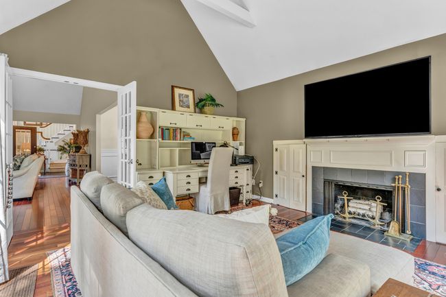 42 Long Hill Farm, Condo with 2 bedrooms, 3 bathrooms and 4 parking in Guilford CT | Image 13