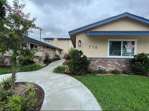 716 N Mallard St, Orange, CA, 92867-7541 | Card Image