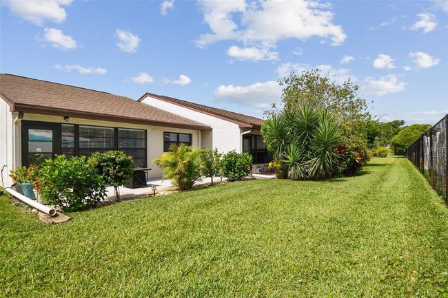 7923 Radcliffe Cir, House other with 2 bedrooms, 2 bathrooms and null parking in PORT RICHEY FL | Image 53