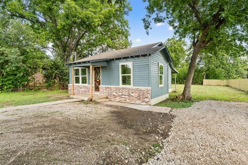 103 E Stegall Rd, Robinson, TX, 76706-5725 | Card Image