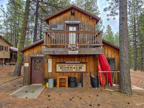 813 Camas Camas Dr, Winchester, ID, 83555 | Card Image