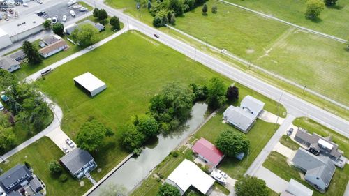 2629 Ne Catawba Rd, Port Clinton, OH, 43452 | Card Image