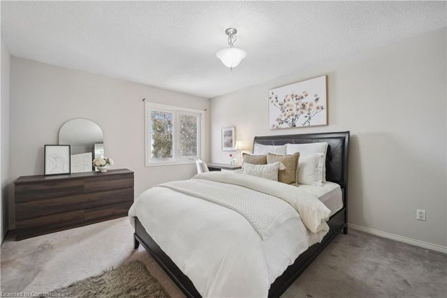 3962 Renfrew Cres, House other with 4 bedrooms, 4 bathrooms and 4 parking in Mississauga ON | Image 25