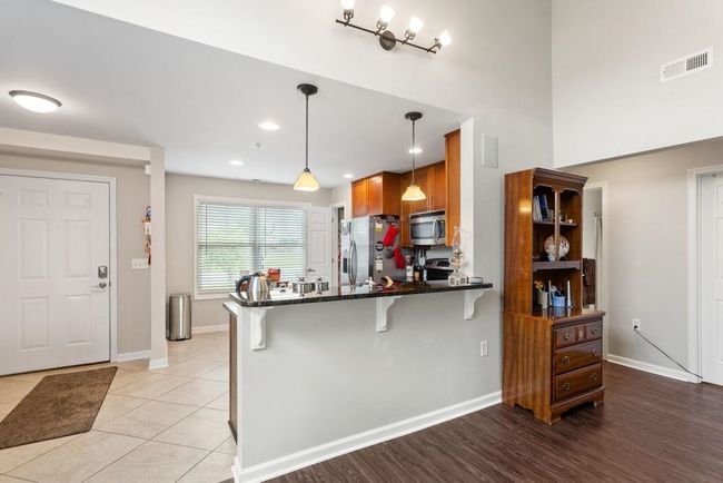 APT-304 - 1290 Constitution Ct, Condo with 3 bedrooms, 3 bathrooms and null parking in Harrisonburg VA | Image 5