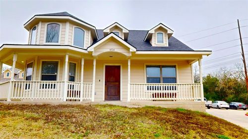 454 Chimney Hill Dr, College Station, TX, 77840-1832 | Card Image